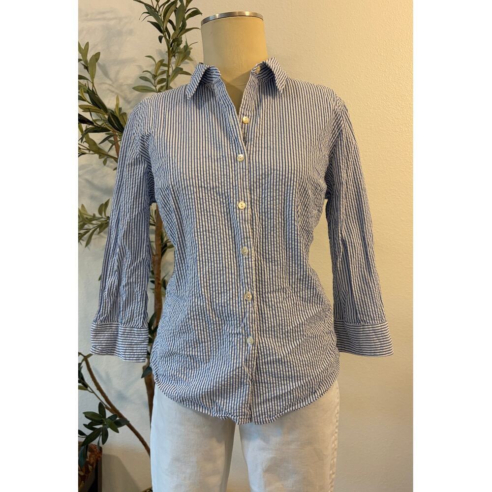 L.L.Bean Women’s Medium Blue White Striped Seersucker Button Down Shirt